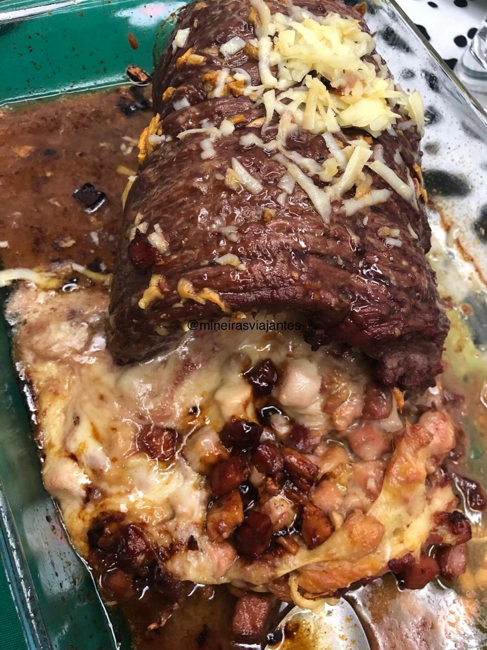 Picanha invertida com queijo e bacon