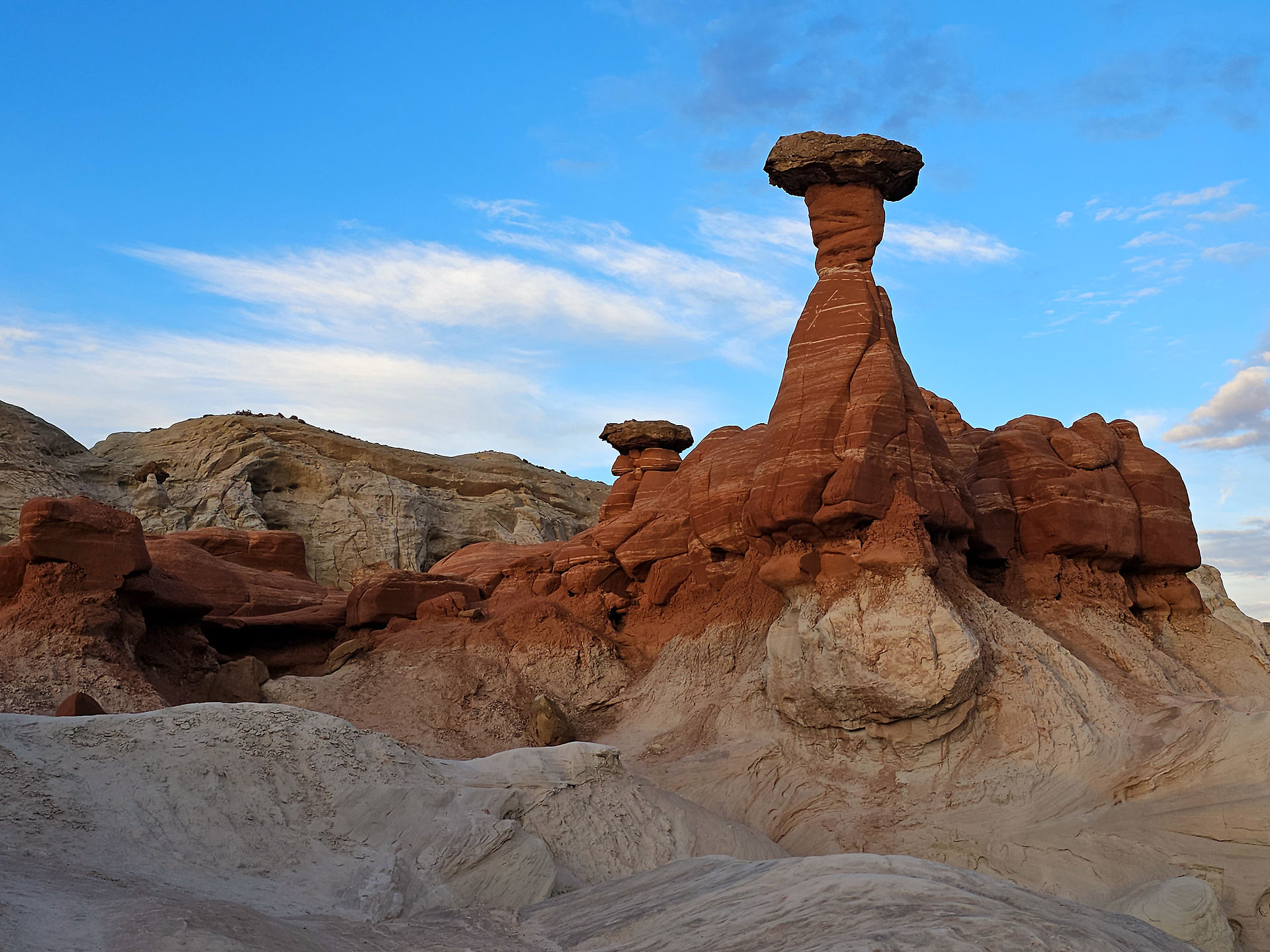 Kanab Toadstool Hoodoos Trail