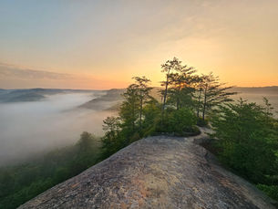 Backpack to Hanson's Point & Gray's Arch in Red River Gorge