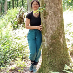 Mélanie, guide en bain de forêt et sylvothérapie à Bellême