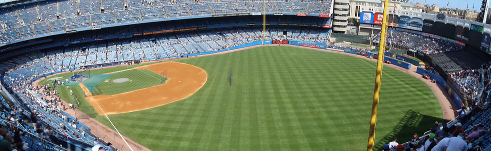 Yankee Stadium Upper Panorama.jpg