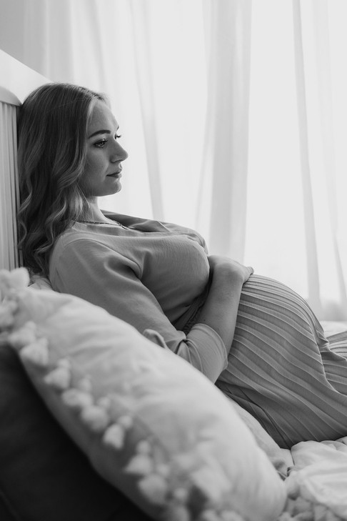 Babybauchfotos, Fotograf Allgäu, Fotografin Kempten, Fototstudio Kempten, maternity Allgäu, Babybauch Isny, Babybauch Oberstdorf, Babybauch Füssen