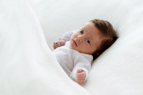 Newborn, Fotograf Kempten, Newborn Fotos kempten, babyfotos, Babyfotos Allgäu, Familienfotos Kempten, Familienfotograf Allgäu, Fotostudio Kempten