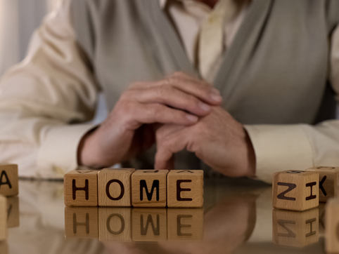 Top 10 Benefits of Choosing Home Care Over a Care Home
