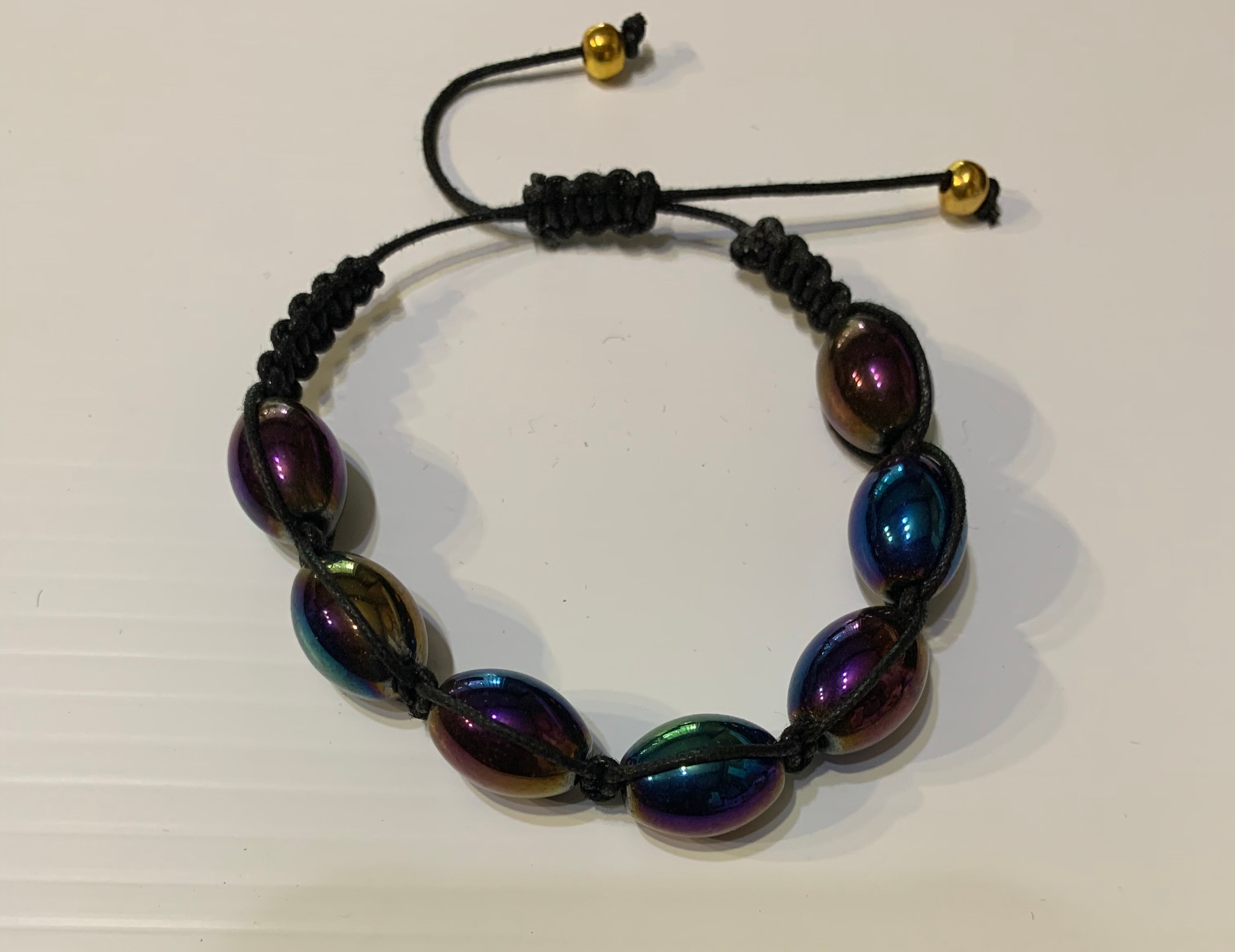 Shambella Bracelet with Irisdescent Beads