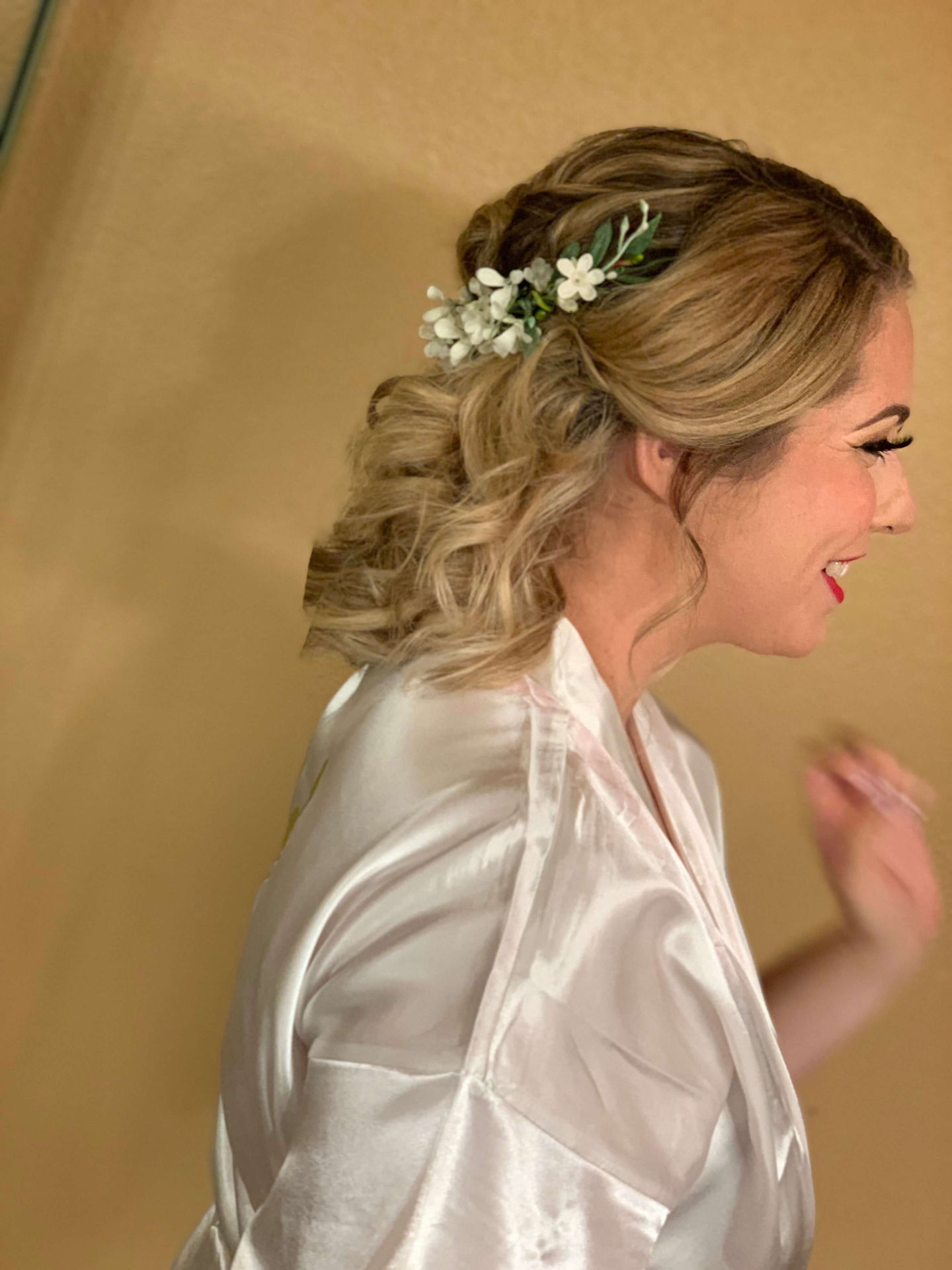 HAIRTOPIA- BRIDAL HAIR.JPG