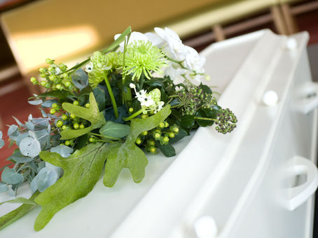 Silent Poetry in Petals: The Meaning Behind Funeral Flower Arrangements