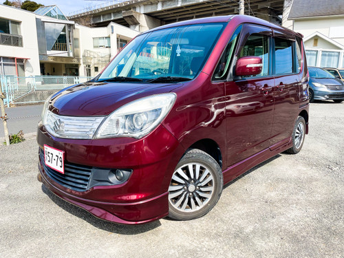 Suzuki solio 2012