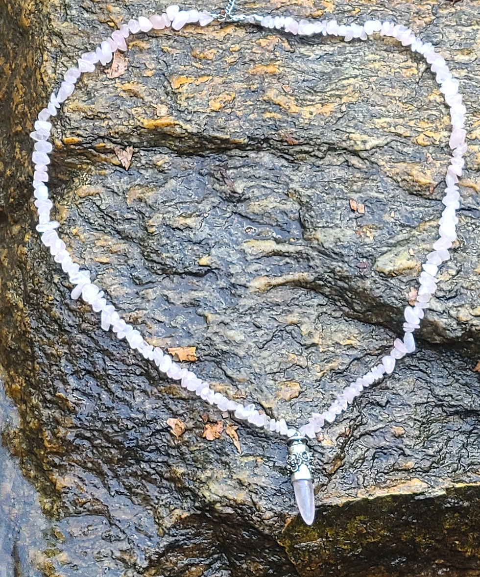 Thumbnail: Pink Quartz beaded Necklace with pendant