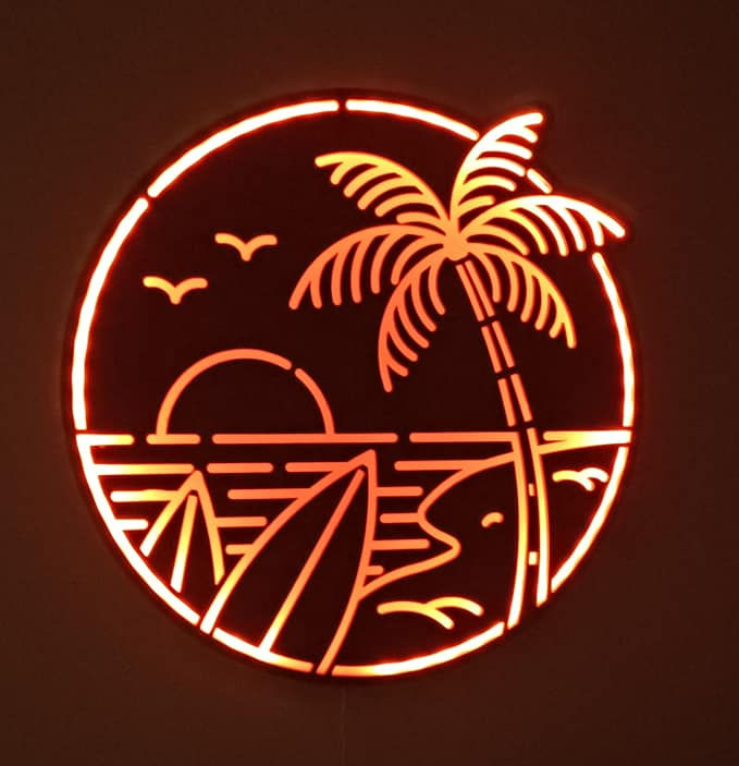 Décoration en bois lumineuse