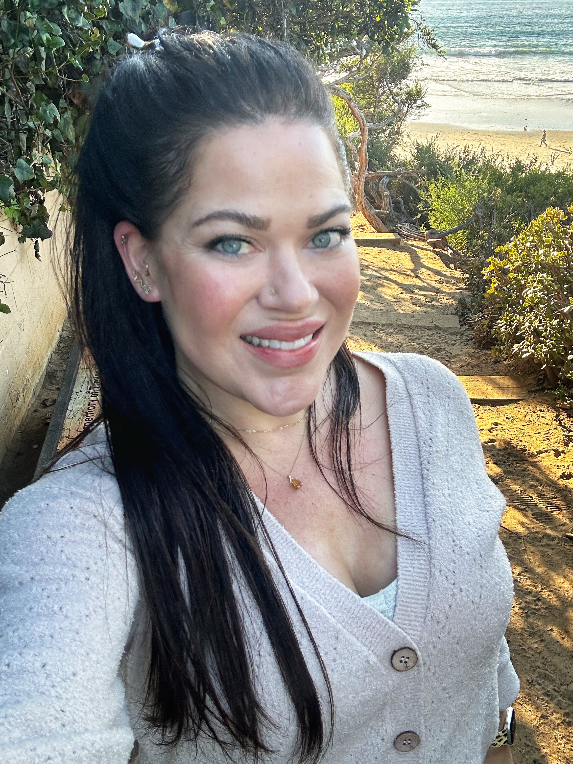 Writer: Teresa Diana 