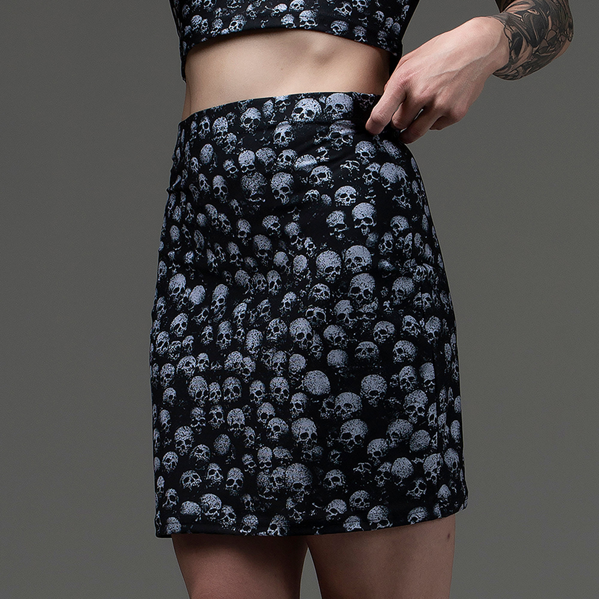 Skulls Slim Fit Skirt