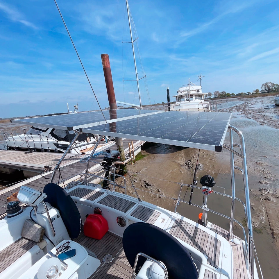 Yacht Solar Arch