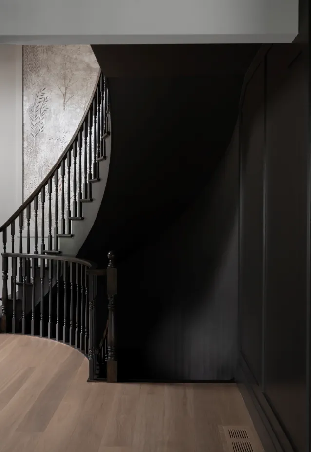 Image courtesy of: Ash Adams