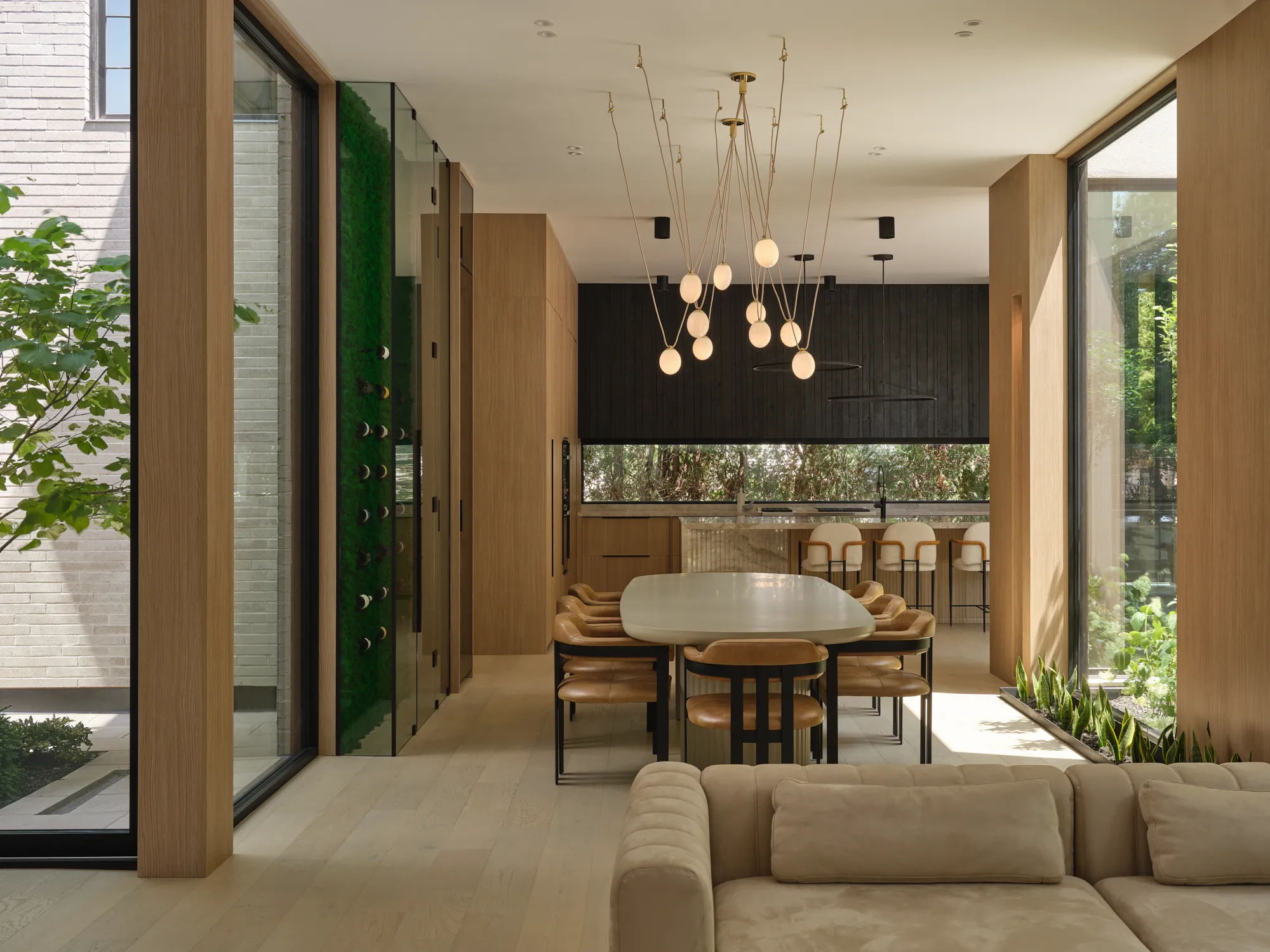 Ravine House: A Modern Sanctuary in Harmony with Nature. Image courtesy of: Riley Snelling