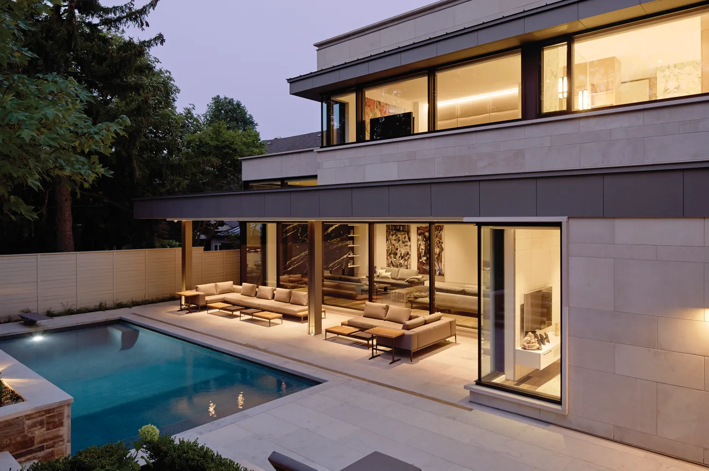 Russell Hill Residence. Photography by Ben Rahn / A-Frame Inc.