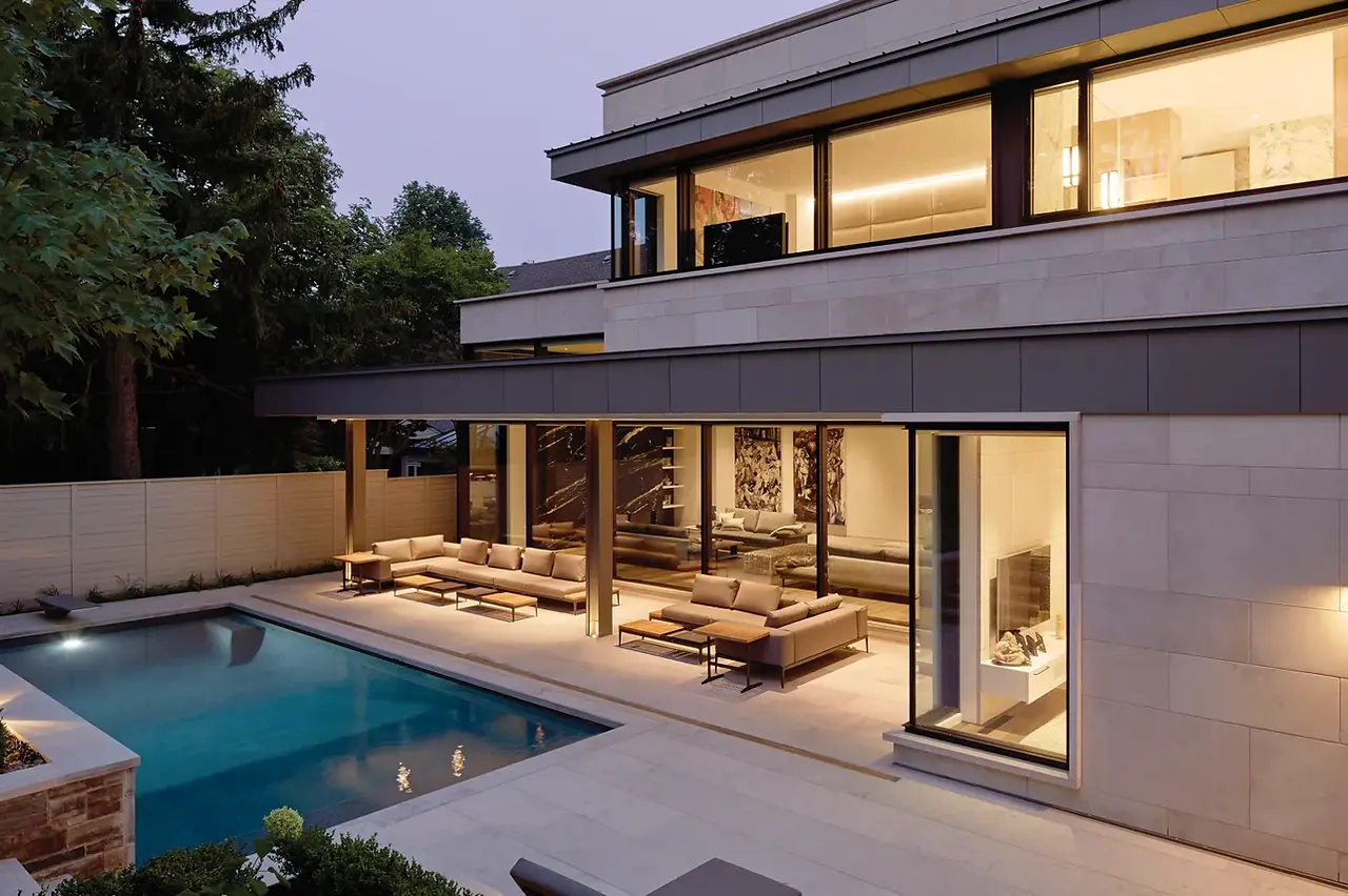 Russell Hill Residence. Photography by Ben Rahn / A-Frame Inc.