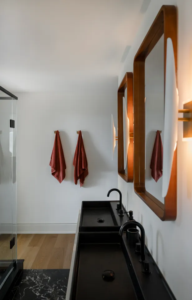 Image courtesy of: Ash Adams