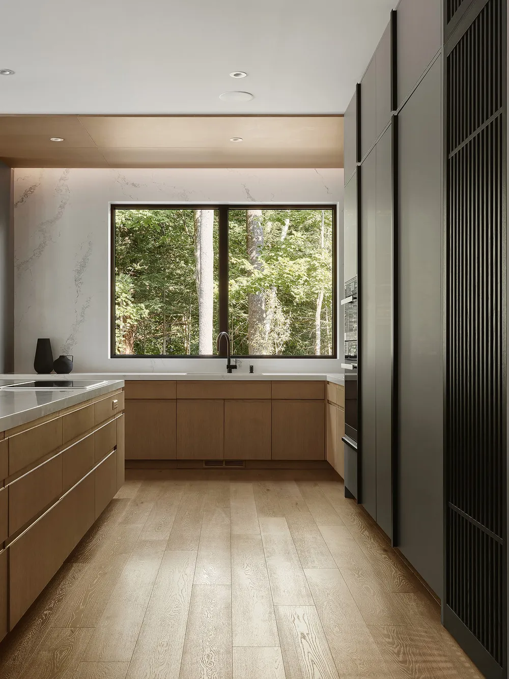 Du Corail Residence: Living Within the Landscape. Image courtesy of: Maxime Brouillet