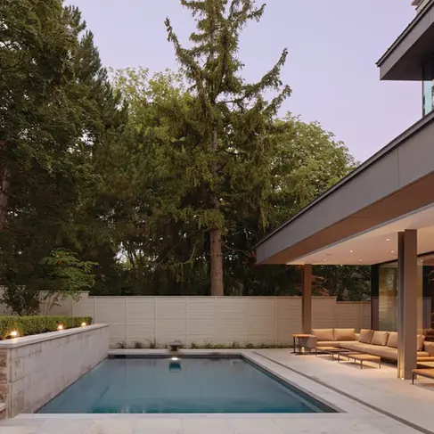 Russell Hill Residence. Photography by Ben Rahn / A-Frame Inc.