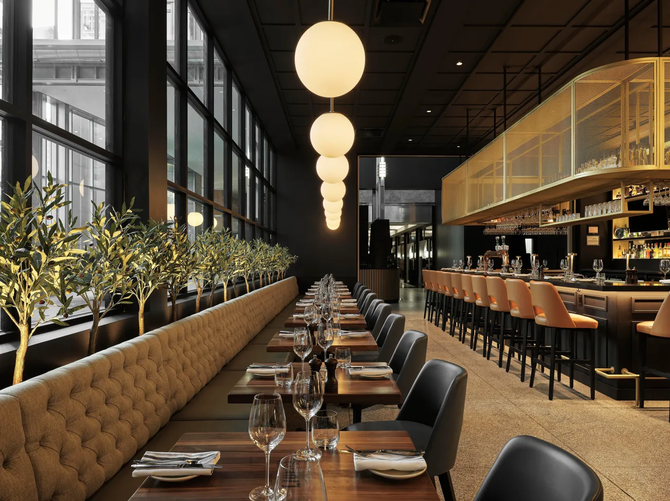 Chez Lionel Arrives in Downtown Montreal. Image of: Maxime Brouillet