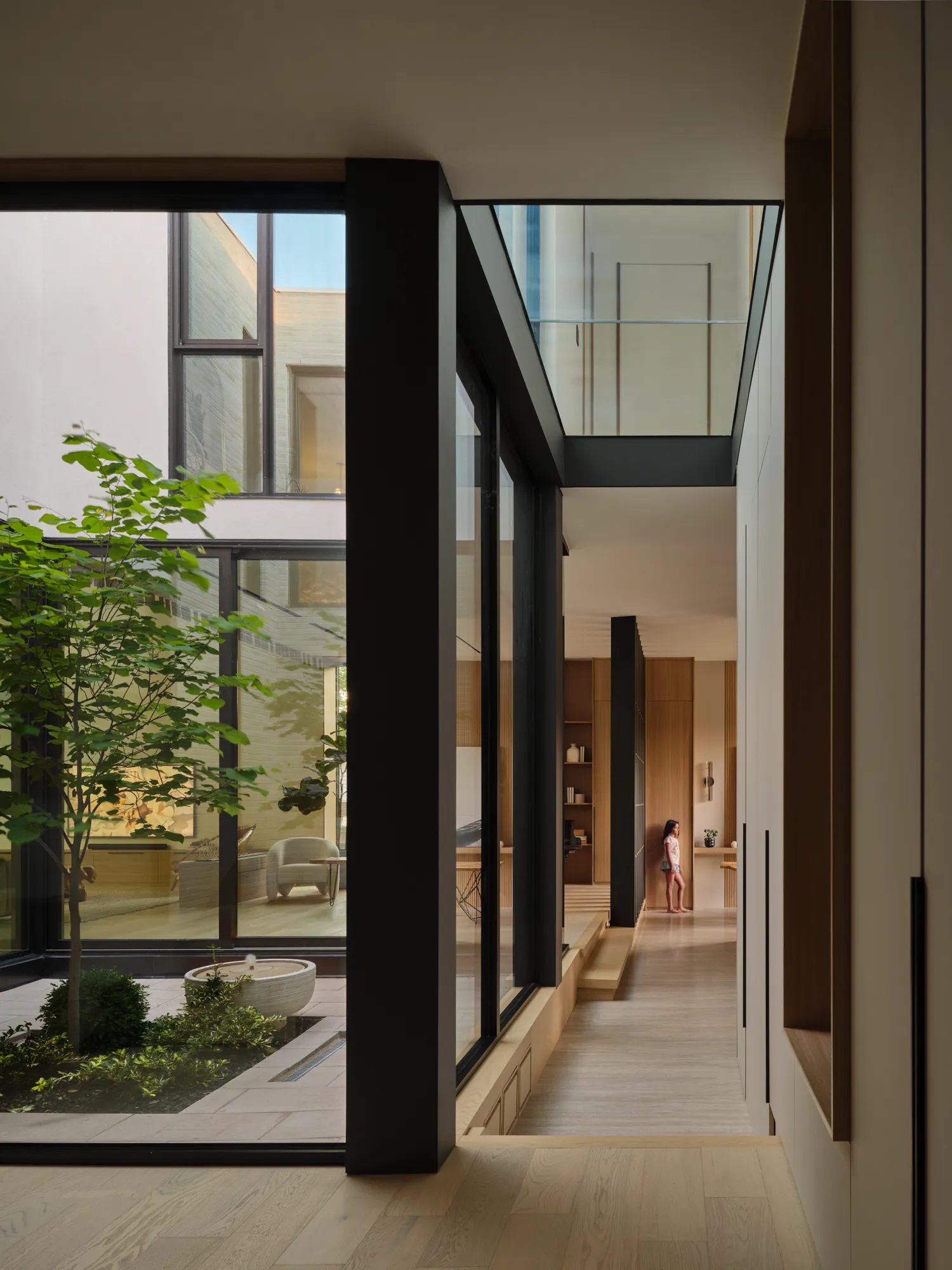 Ravine House: A Modern Sanctuary in Harmony with Nature. Image courtesy of: Riley Snelling