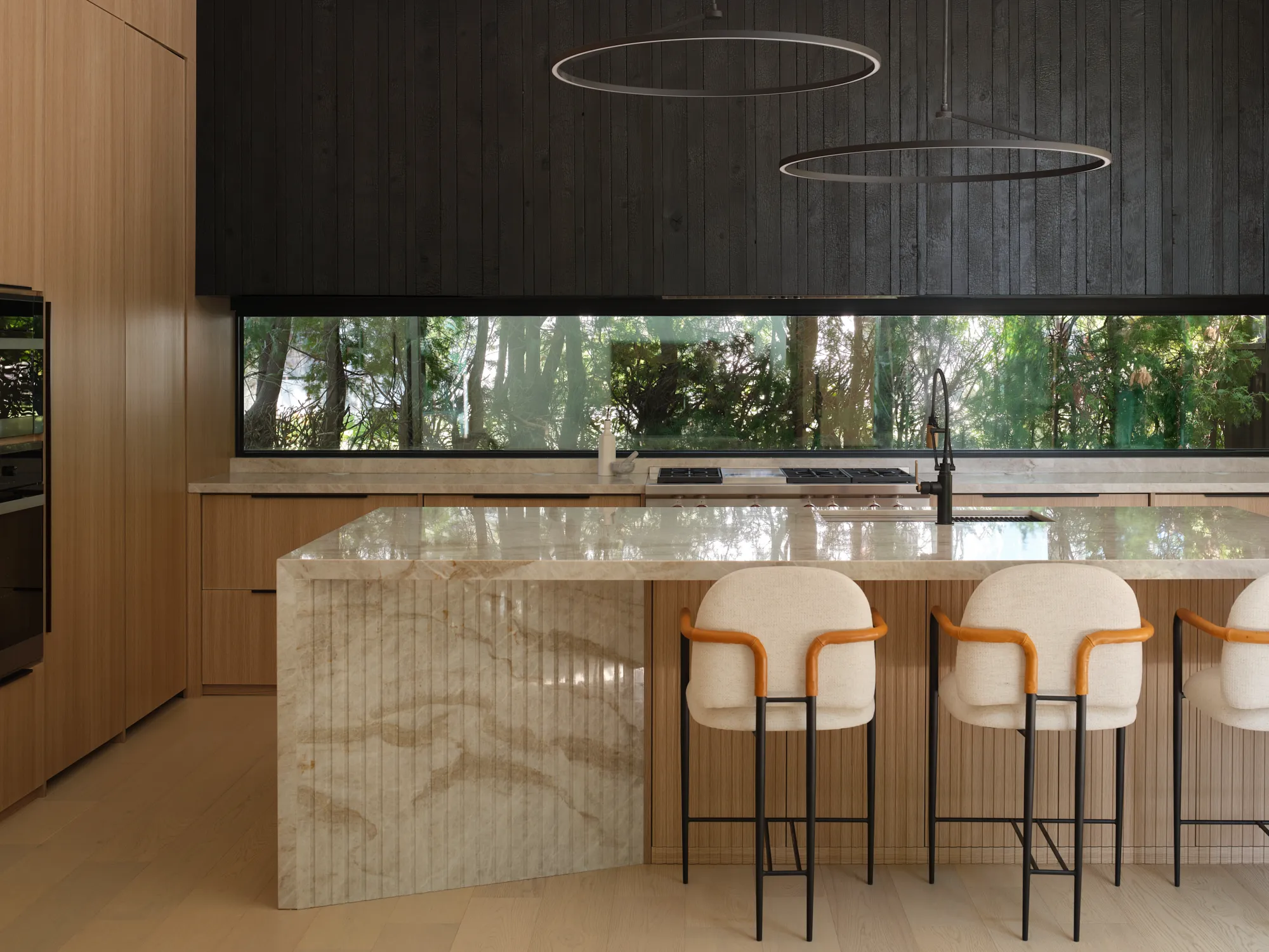 Ravine House: A Modern Sanctuary in Harmony with Nature. Image courtesy of: Riley Snelling