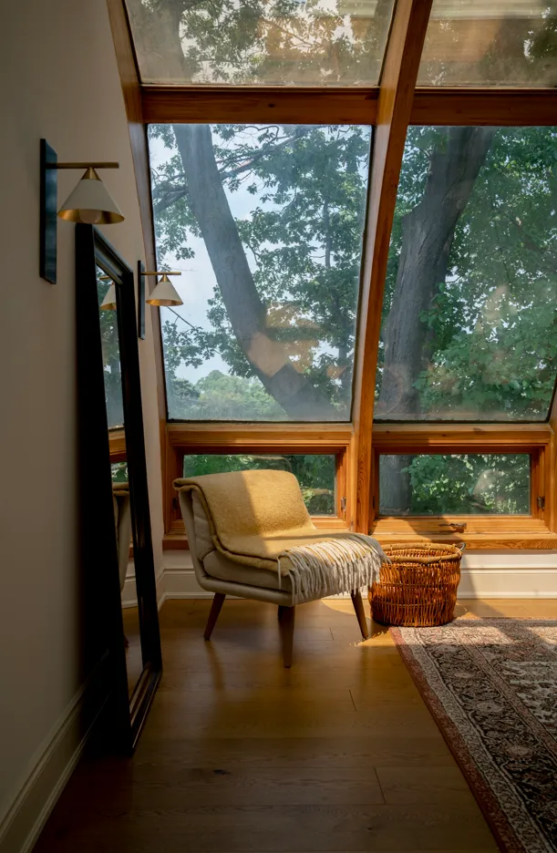 Image courtesy of: Ash Adams