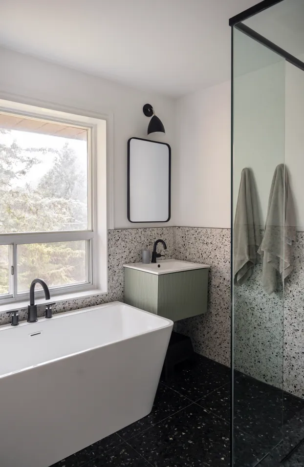 Image courtesy of: Ash Adams