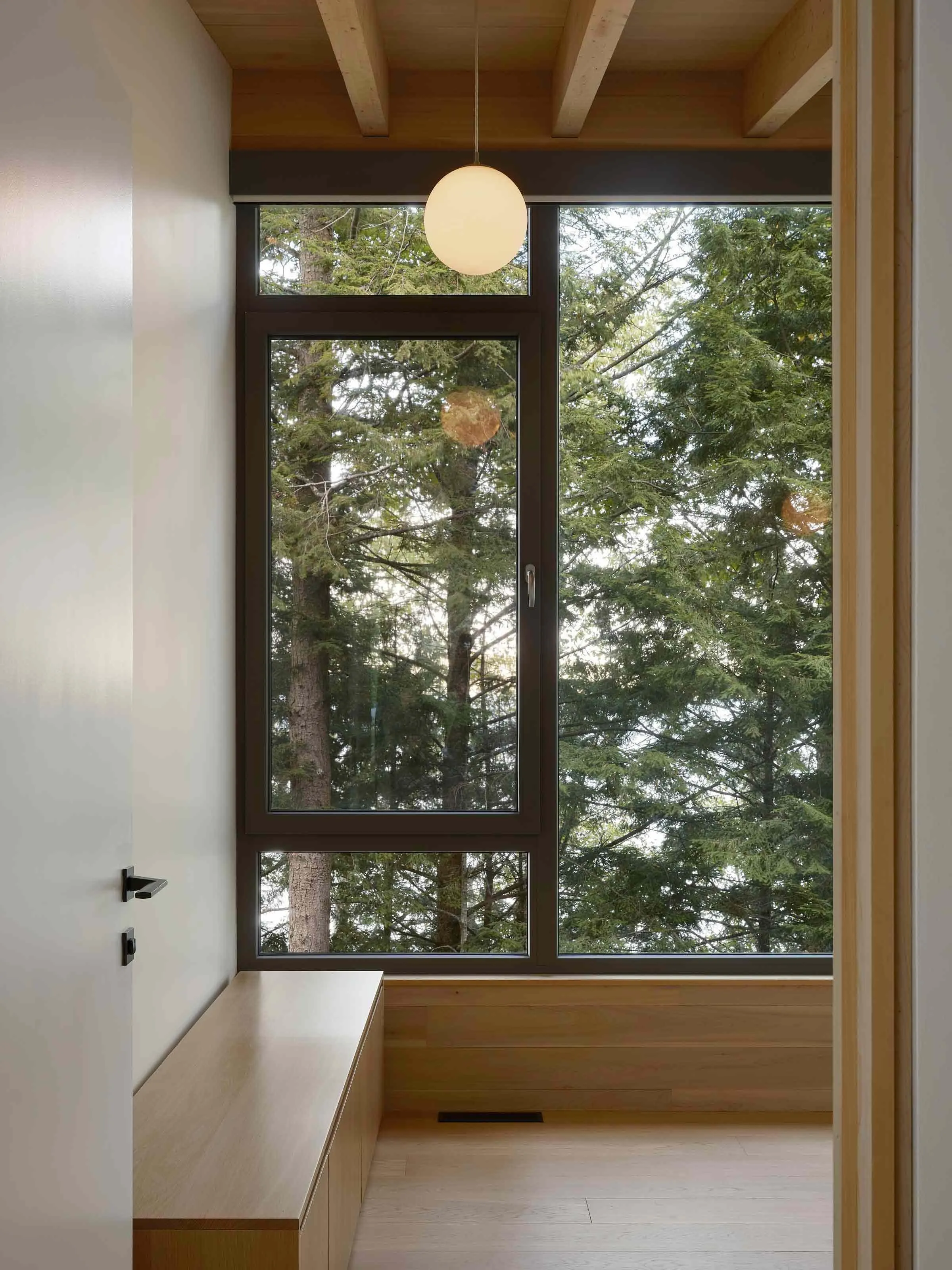 Counter-Slope House. Image courtesy of: Maxime Brouillet