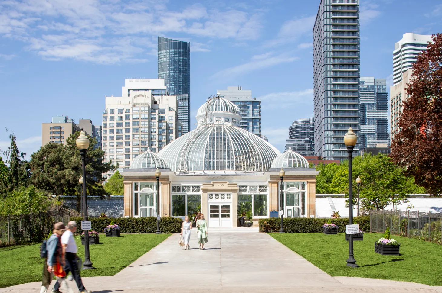 Historic Palm House. Image courtesy of: Adrien Williams