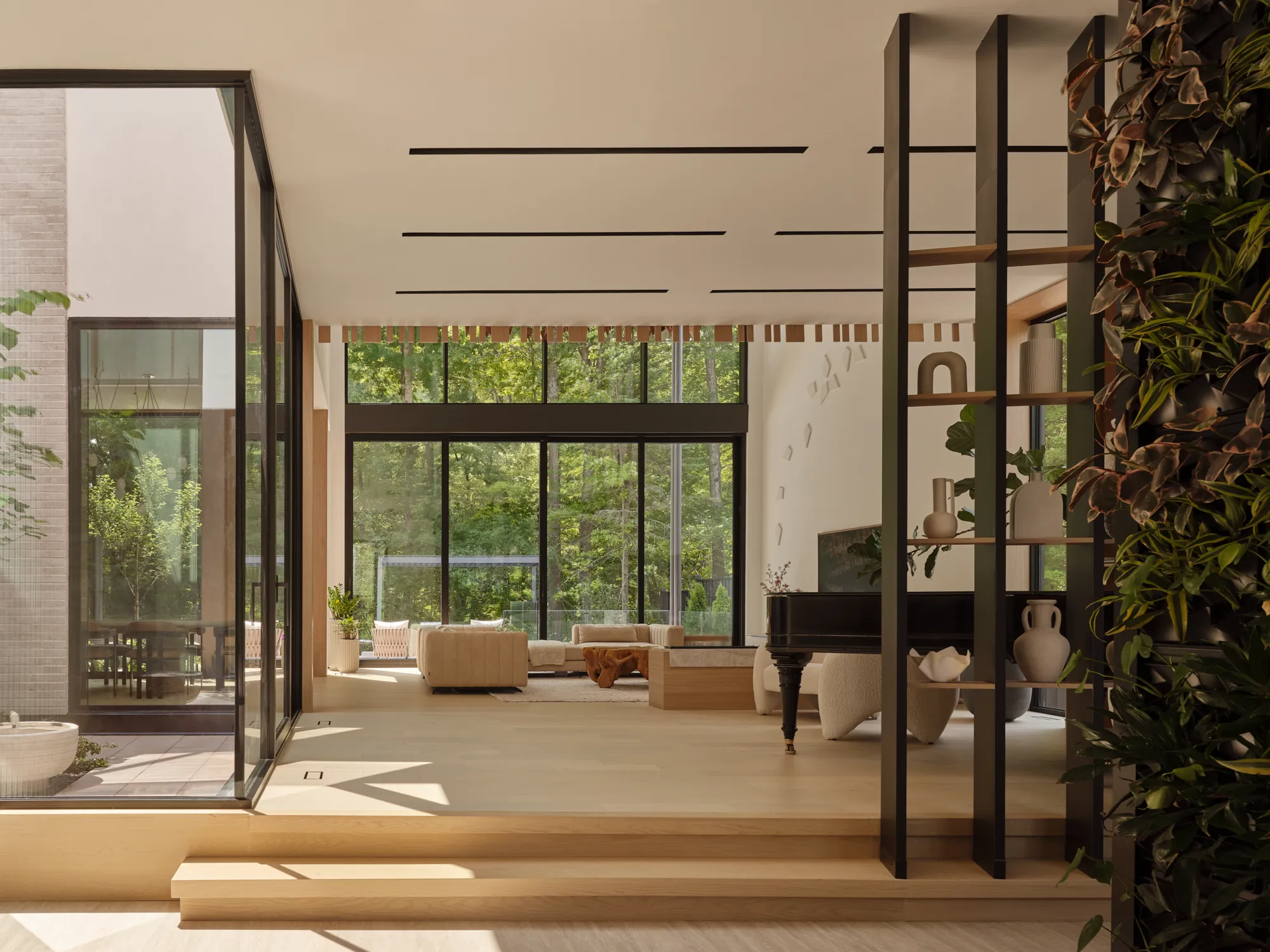 Ravine House: A Modern Sanctuary in Harmony with Nature. Image courtesy of: Riley Snelling