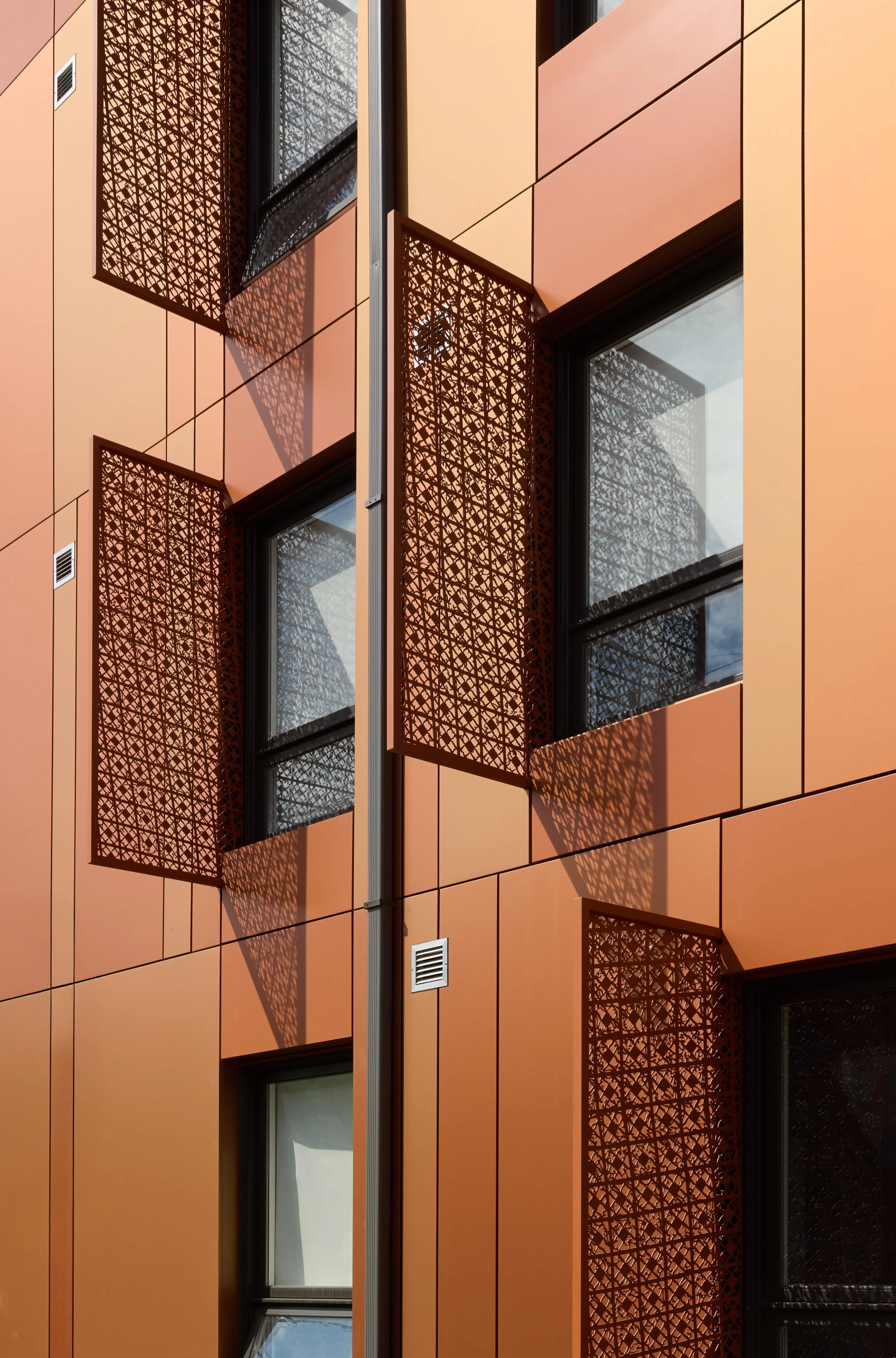 1120 Ossington. Photography by Liron Weissman