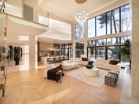 Port Credit Custom Residence:A Lake Ontario Masterpiece. Image courtesy of: Studio Kimi Interior Inc