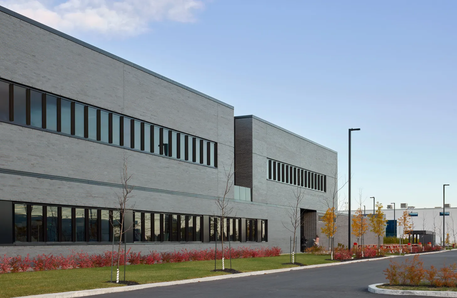 Sleek New Biomedical Lab. Image courtesy of: James Brittain
