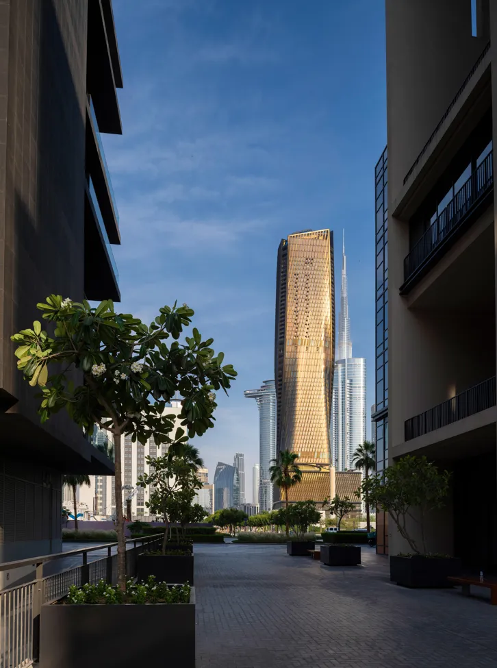 Wasl Tower Wraps. Image courtesy of: Johnseye Photography
