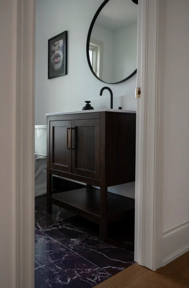 Image courtesy of: Ash Adams