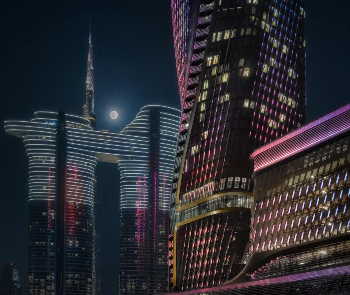 Wasl Tower Wraps. Image courtesy of: Ahmad Alnaji - SARAB