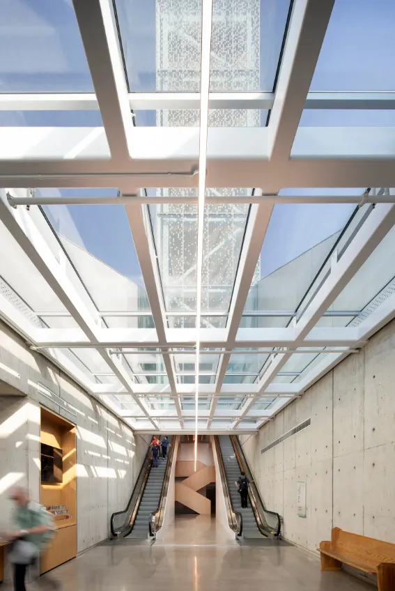 New Pavilion for Saint Joseph’s Oratory. Image courtesy of: Adrien Williams