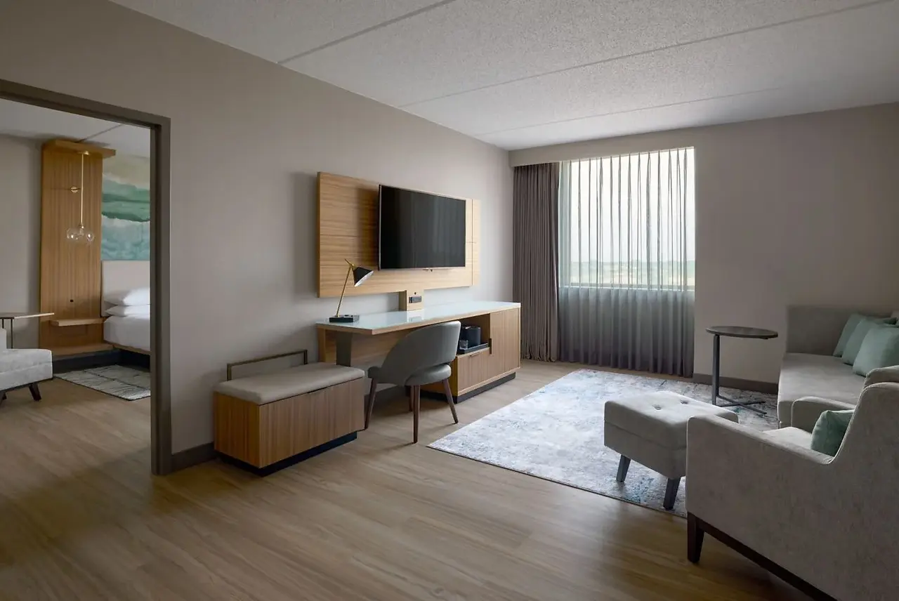 Chicago Marriott Northwest. Image courtesy of: Kabana Group