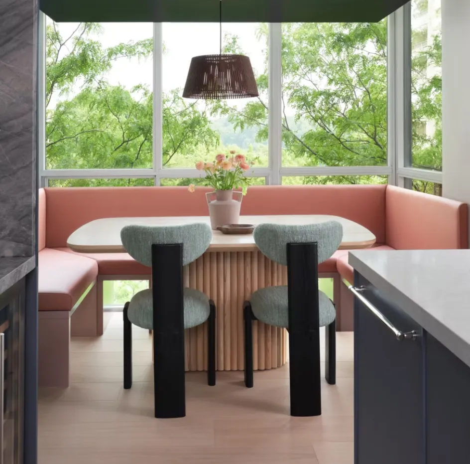 Image courtesy of: Julia Bewcyk Photography