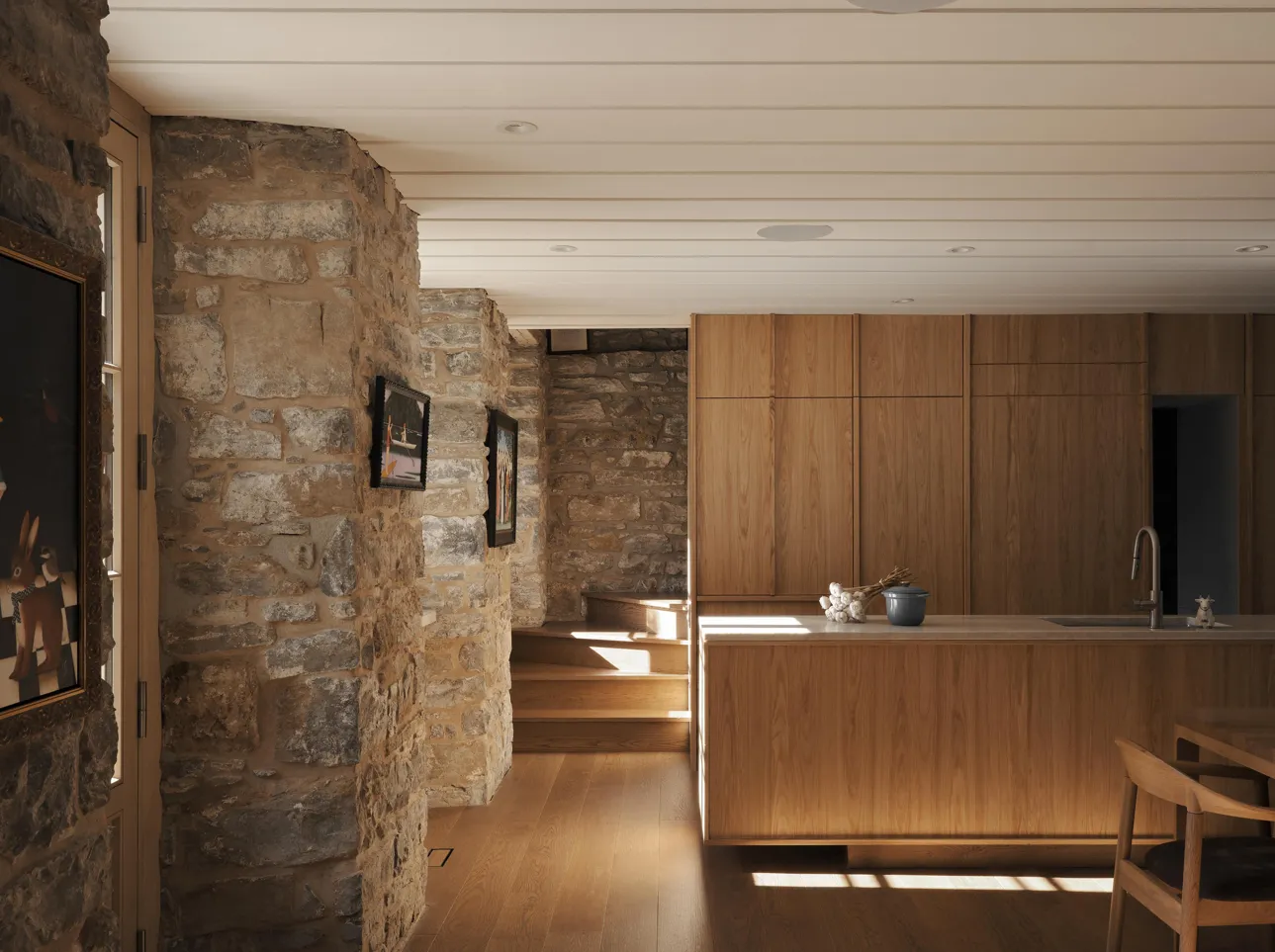 Aubé House: Breathing New Life into 1811 | The Award-Winning. Image courtesy of: Maxime Brouillet