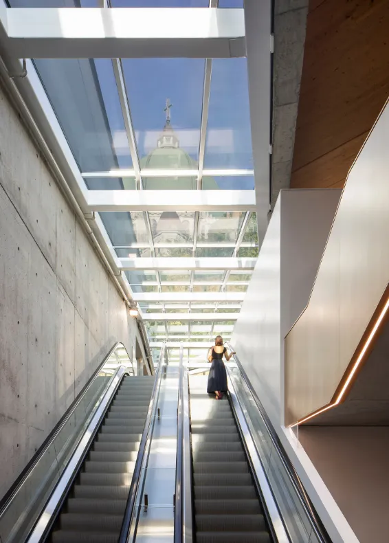 New Pavilion for Saint Joseph’s Oratory. Image courtesy of: Adrien Williams