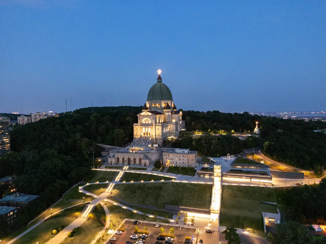 New Pavilion for Saint Joseph’s Oratory. Image courtesy of: Adrien Williams