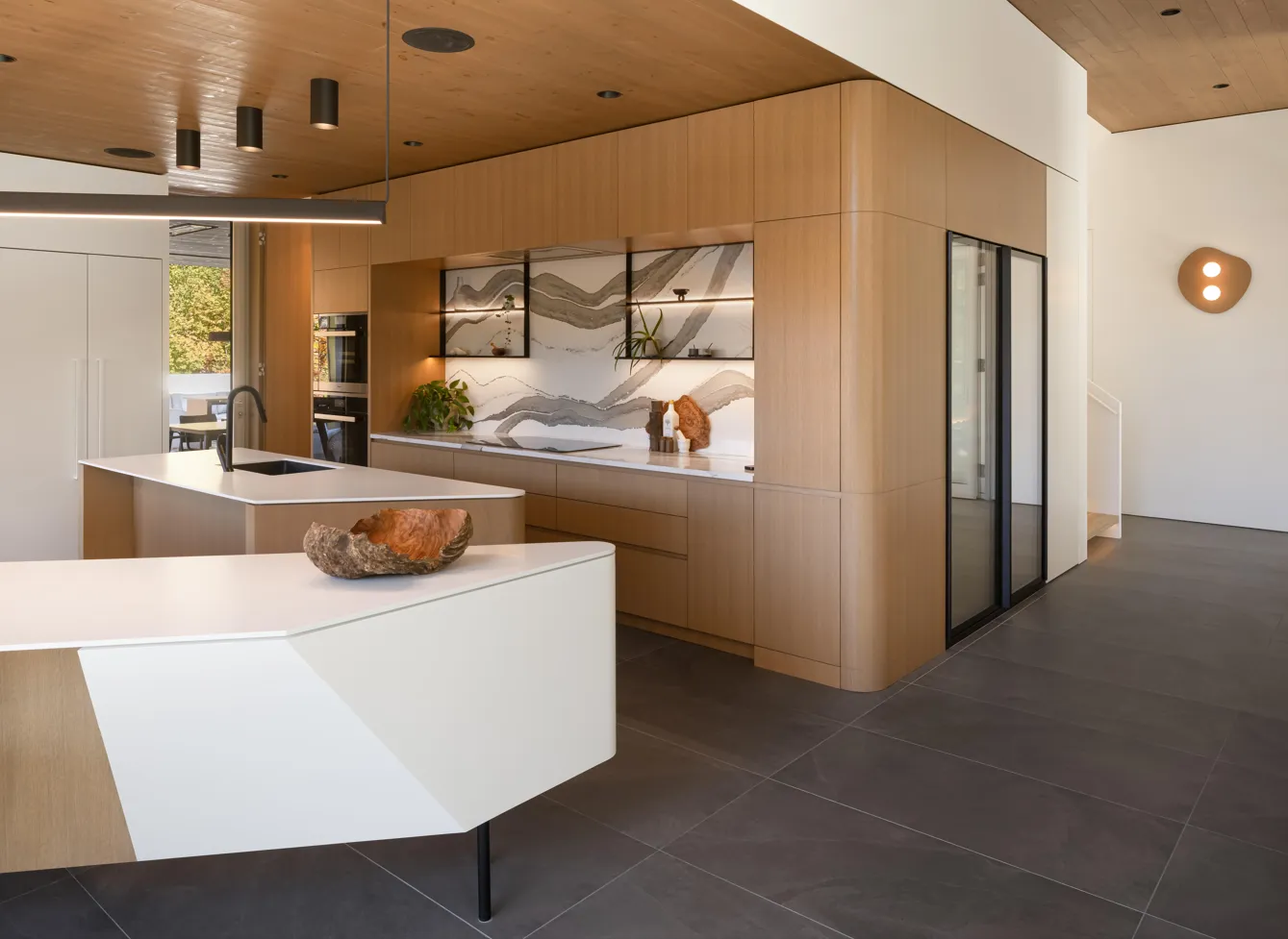 The Albatross: a Modern Marvel in the Laurentians. Image courtesy of: Stéphane Groleau