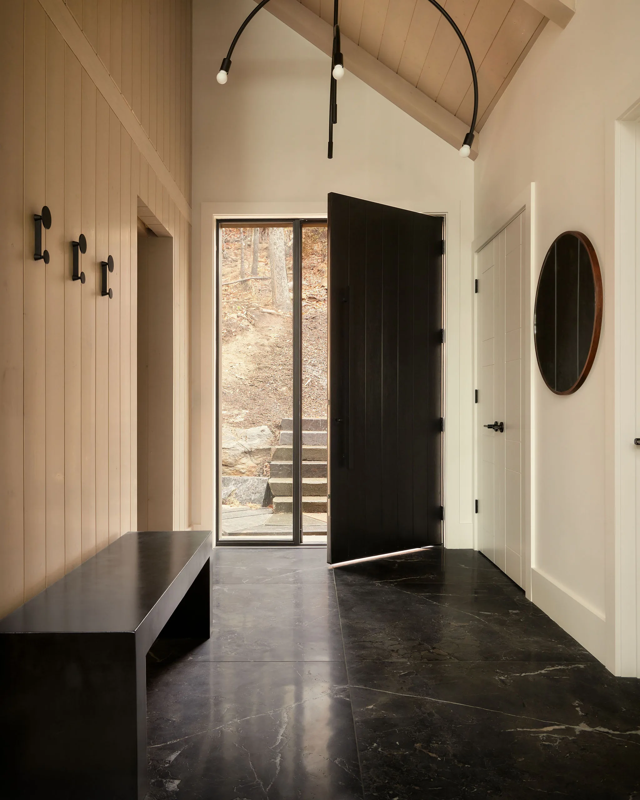 Stunning Huntsville Lake House. Photography by Kosta Bratsos