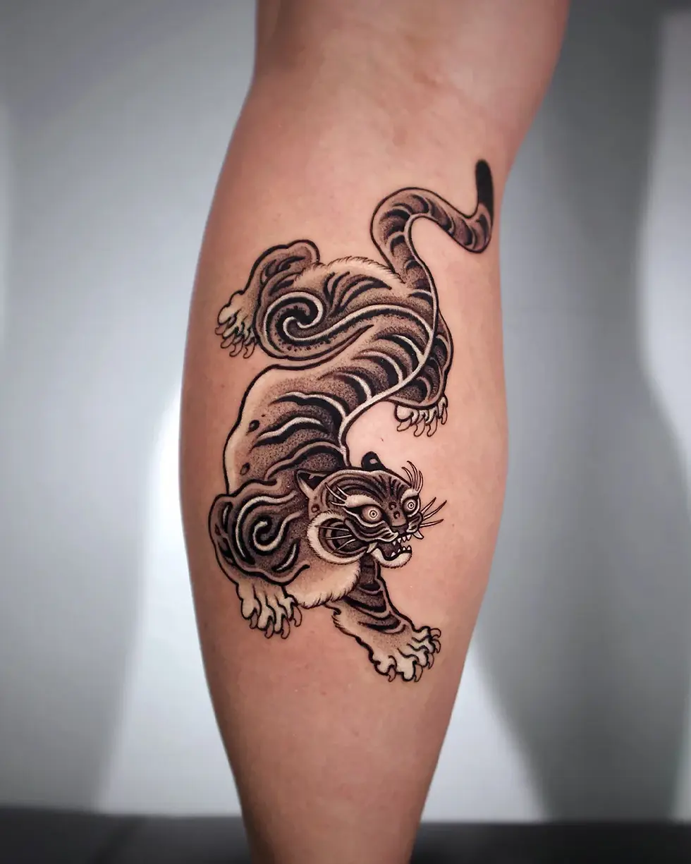 18-vezofit-4x5-korean-traditional-calf-tiger-seoul-ink-tattoo-resident-artist-travel-custo.webp