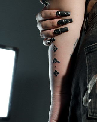Traditional Korean motifs on upper arm walk in, Seoul Ink Tattoo Gangnam 2026