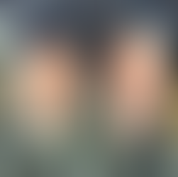 Star, sun and flower tattoos on fingers