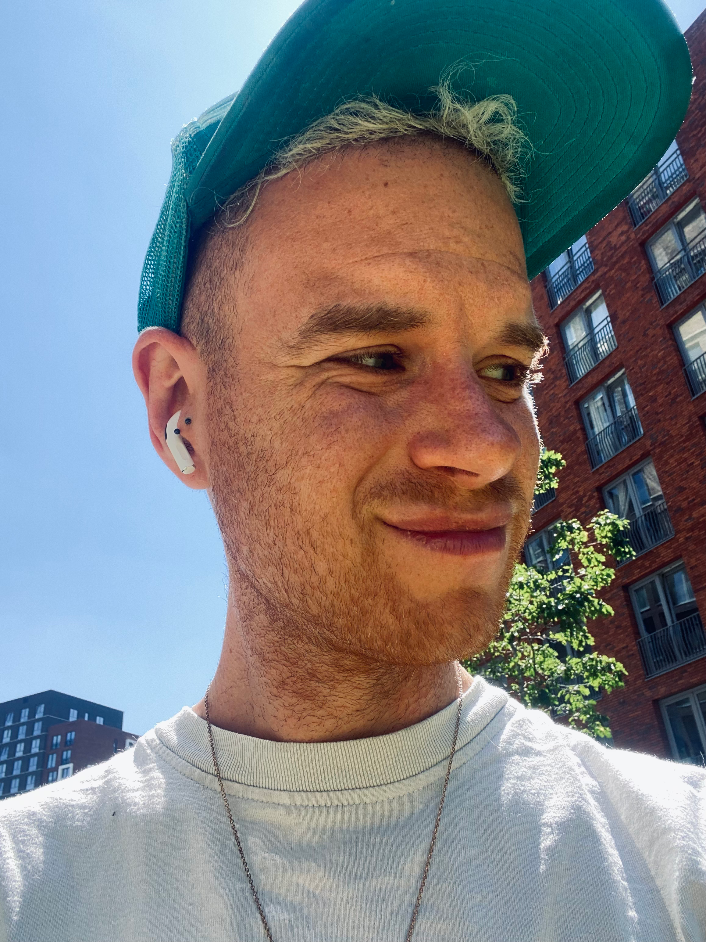 Writer: Benny From The Blog